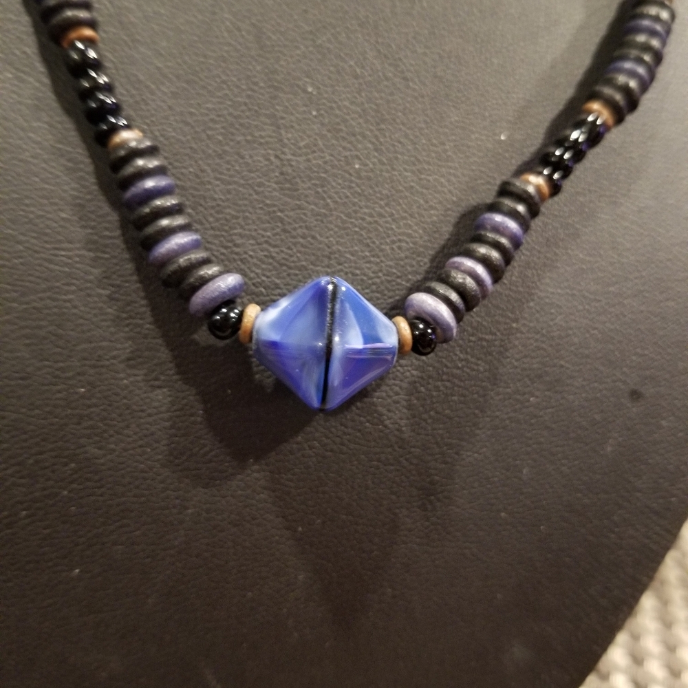 Necklace. - Picture 9 of 16
